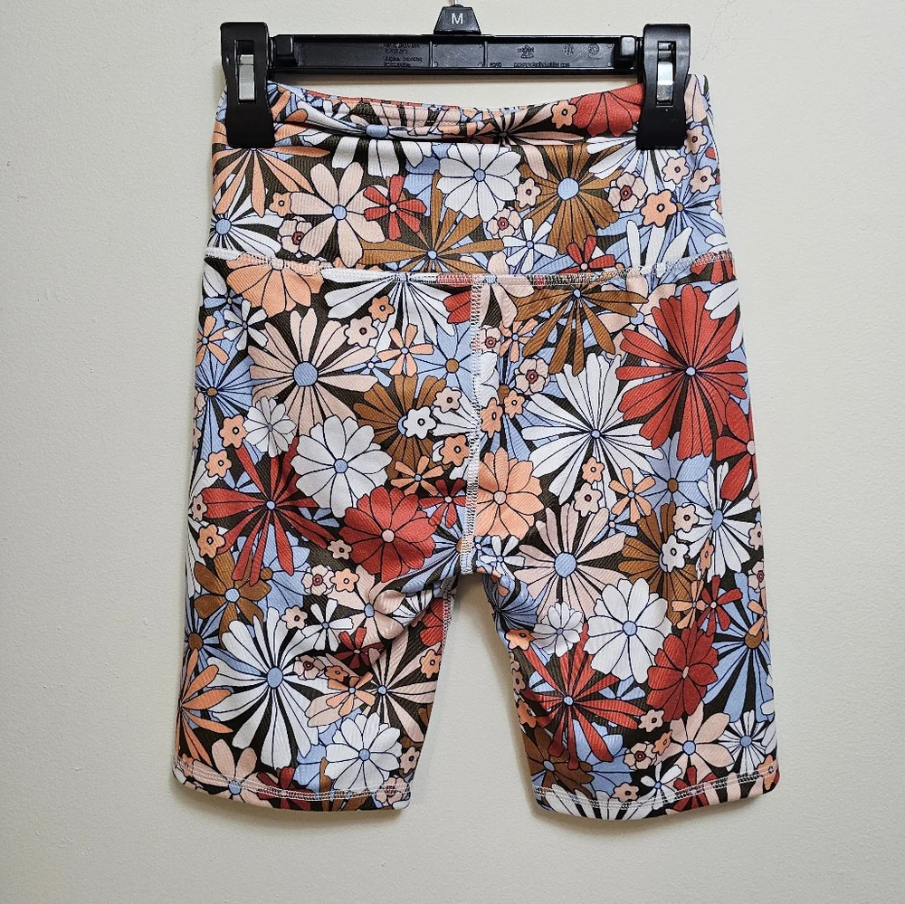 SO The Sporty Pant XS Athletic Biker Shorts‎ floral
